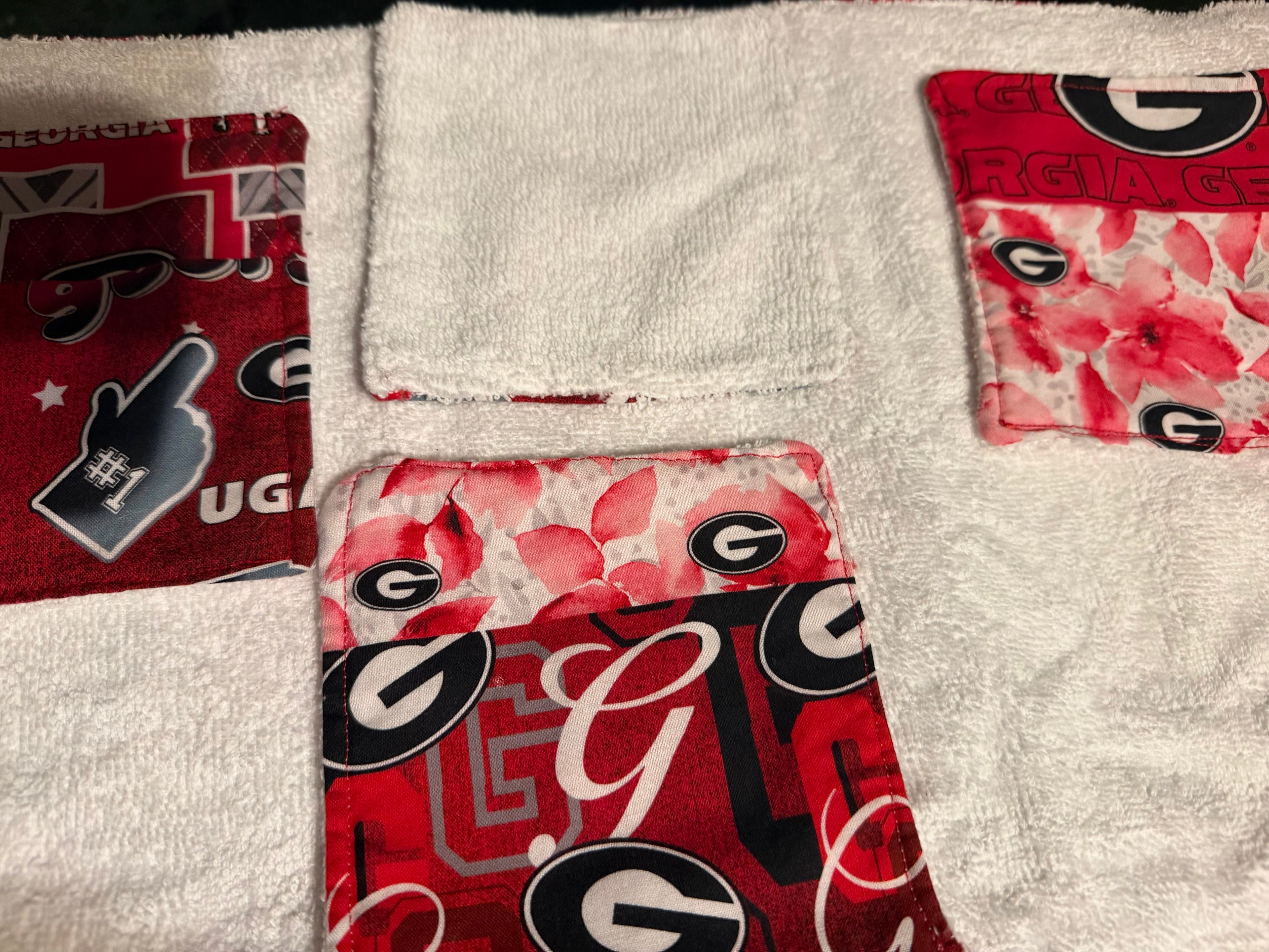 Georgia Bulldogs Reusable Paper Towel, Dish Towel, Hand Towels and More!